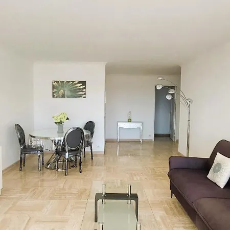 Les Orangers - - Sea View- Swimming Pool - Free Parking - Appartement *