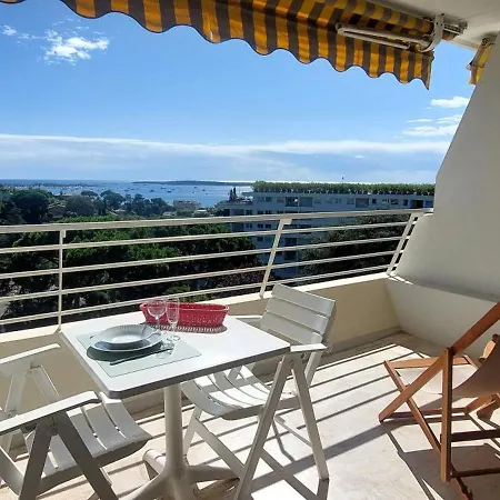 Appartement Les Orangers - - Sea View- Swimming Pool - Free Parking - Cannes