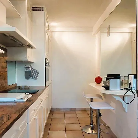 Les Orangers - - Sea View- Swimming Pool - Free Parking - *