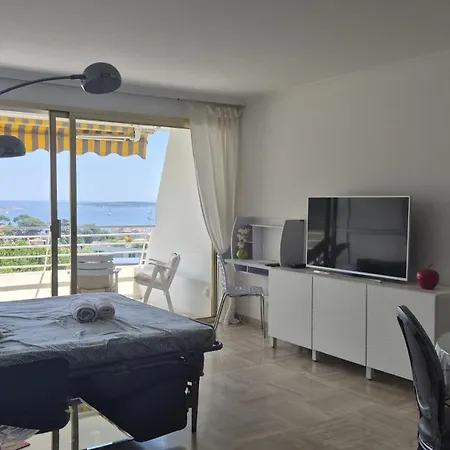 Appartamento Les Orangers - - Sea View- Swimming Pool - Free Parking - *