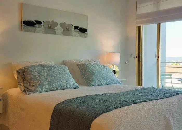 Les Orangers - - Sea View- Swimming Pool - Free Parking - Cannes